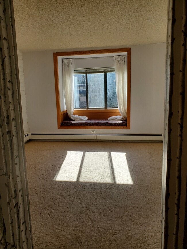 Master Bedroom - 331 Vine St