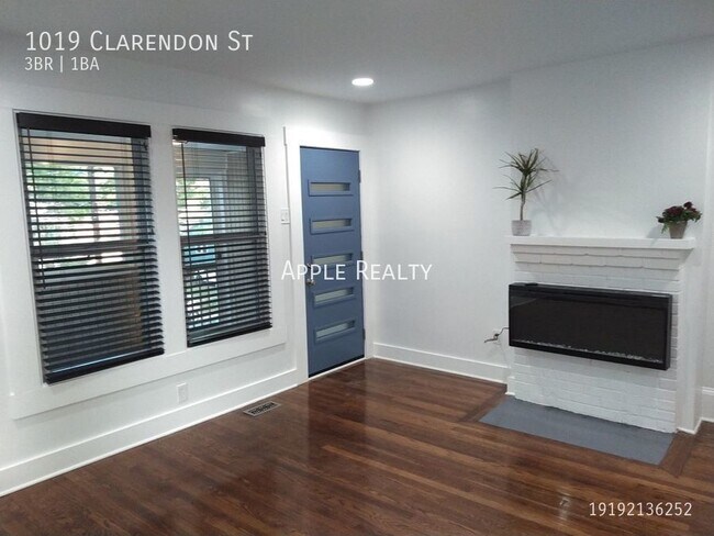 Foto del edificio - 1019 Clarendon St - Available Mid April