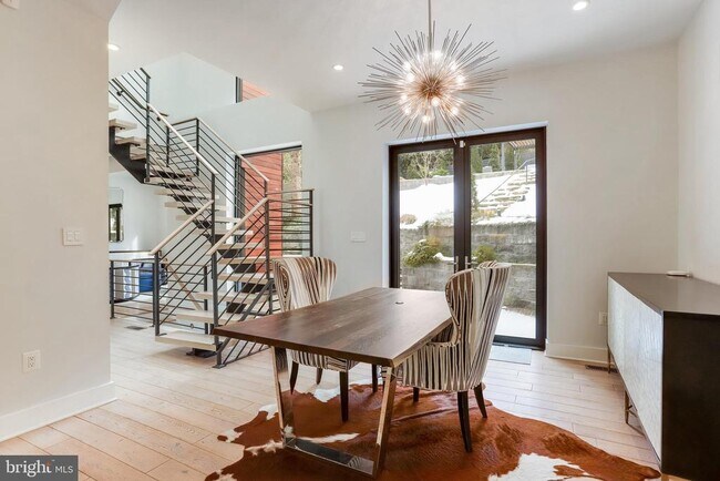 Foto del edificio - 2927 Arizona Ave NW