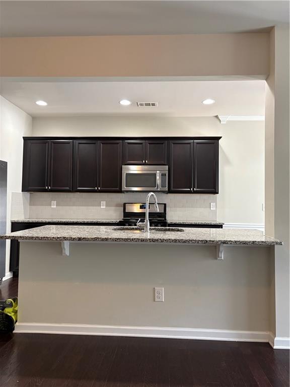 Foto del edificio - 2830 Maple Park Pl