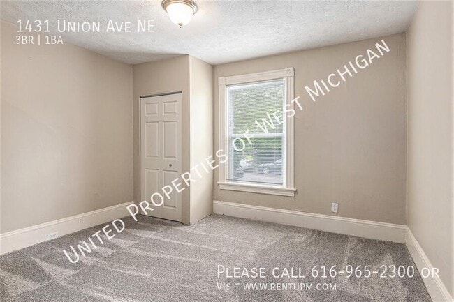 Building Photo - 1431 Union Ave NE