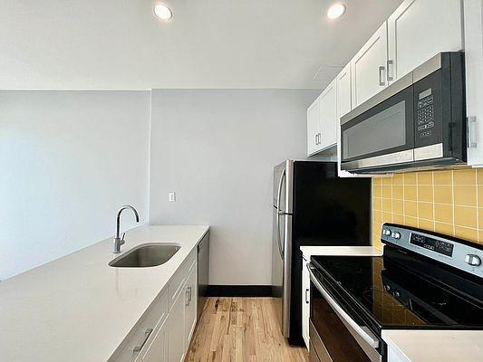 Foto del edificio - 2 bedroom in BRONX NY 10460