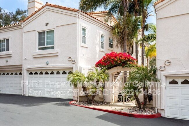 Building Photo - 2840 Torrey Pines Rd