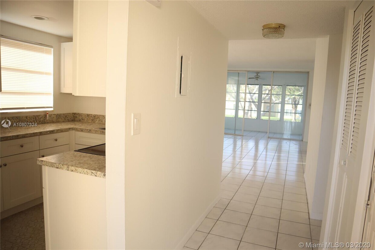 Primary Photo - 6070 NW 64th Ave