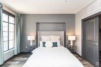 1BR, 1BA - 694 SF - LC RiverSouth