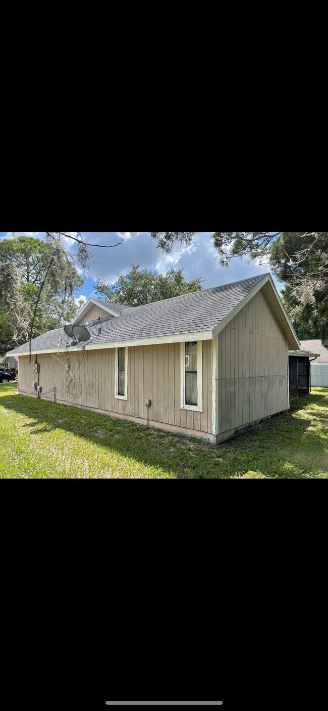 Building Photo - 6237 Bonaventure Ct