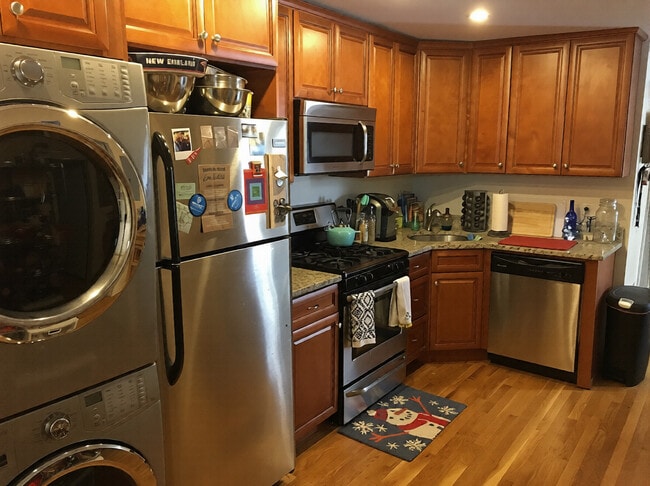 Foto del edificio - 11 Leverett St