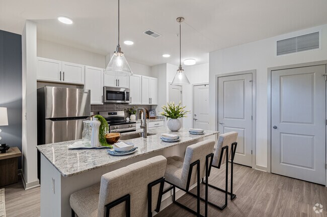 Building Photo - Madison Ironbridge