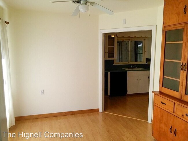 Building Photo - 3 br, 1.5 bath House - 953 South Street