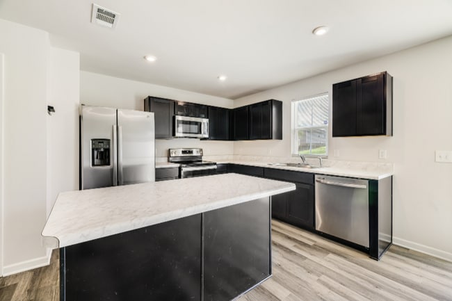 Photo - 304 Sunny Vw Dr Townhome