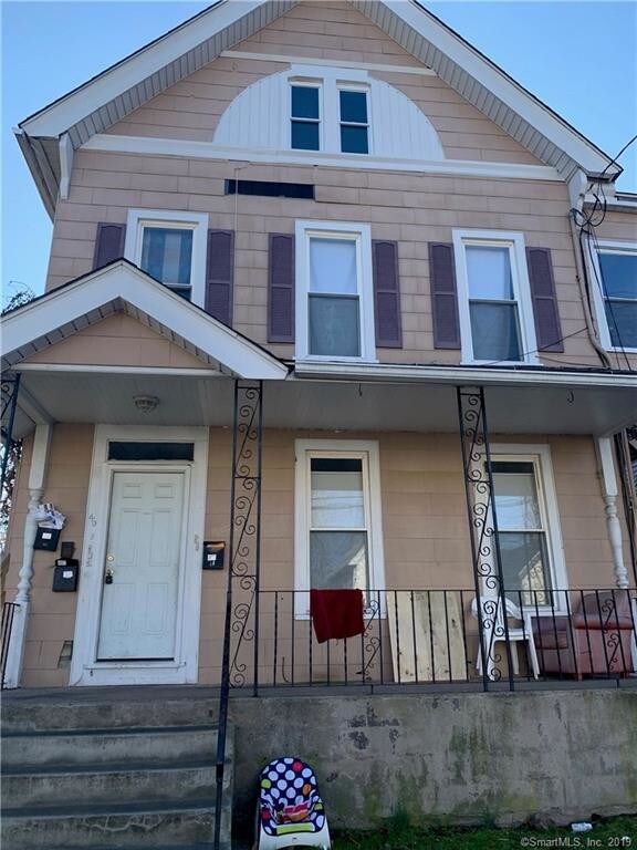 Primary Photo - 40 Henry St