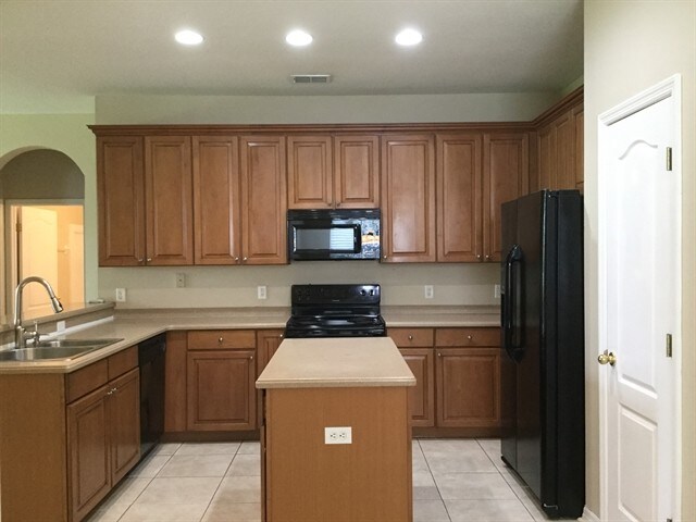 Building Photo - 1838 Madison Ivy Circle