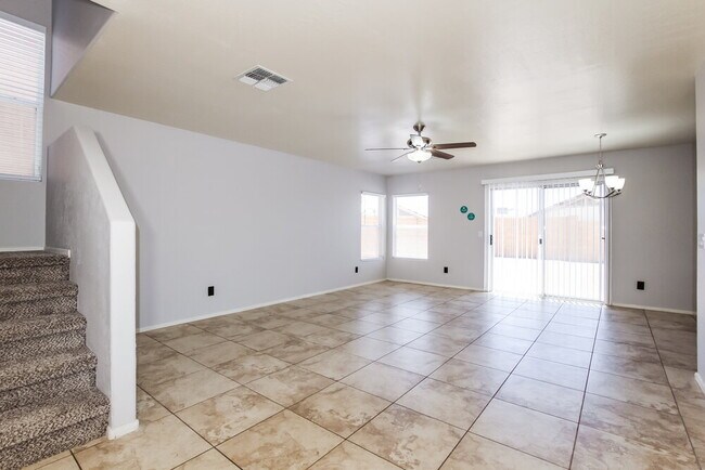 Foto del edificio - 22807 W Gardenia Dr