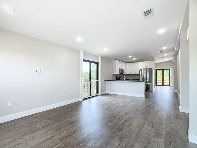 Building Photo - ***NEW CONSTRUCTION***BAYSHORE DISTRCIT***...