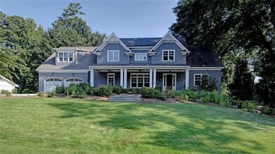 Building Photo - 1178 Chambord Way NE