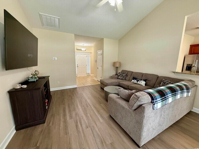 Building Photo - 229 Holden Dr