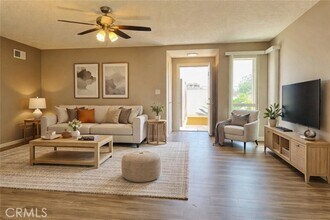 Building Photo - 15641 Tustin Village Way