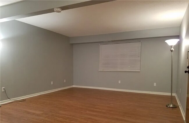 Foto del edificio - 2262 Rockspring Rd