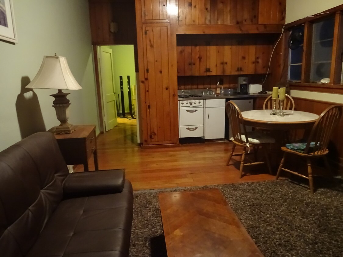 Primary Photo - 135 Circle Dr