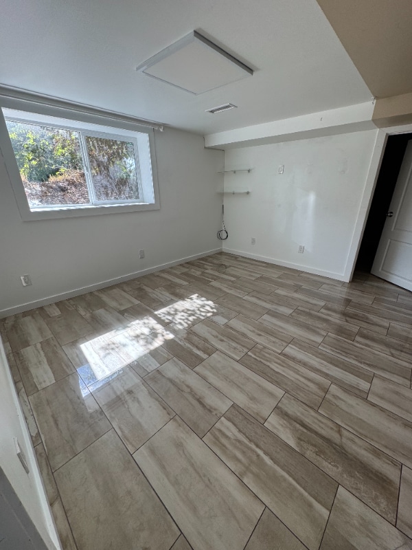 Building Photo - 810 600 W