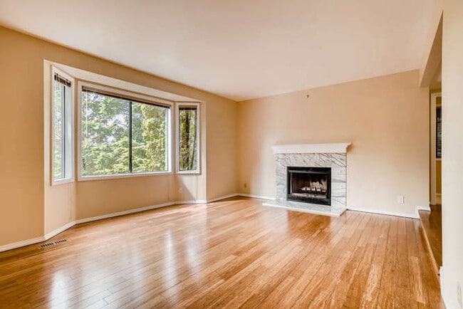 Building Photo - 14420 SE 63rd St