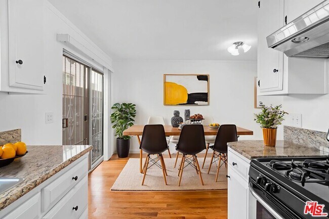 Foto del edificio - 2109 S Marvin Ave