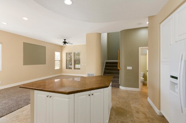 Foto del edificio - 7037 Surfbird Cir