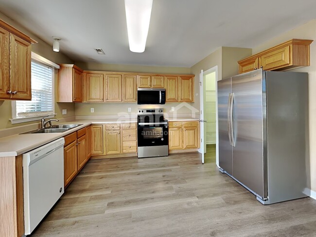 Building Photo - 505 Groveton Trl