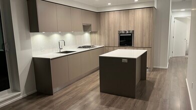 Building Photo - 3833 Evergreen Pl