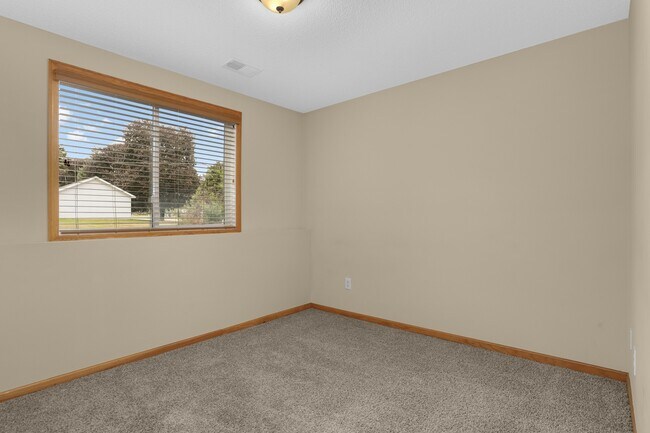 Foto del edificio - 2403 Brenner Ct