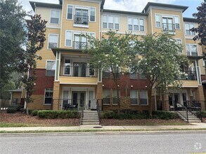 Building Photo - 1185 SW 9th Rd