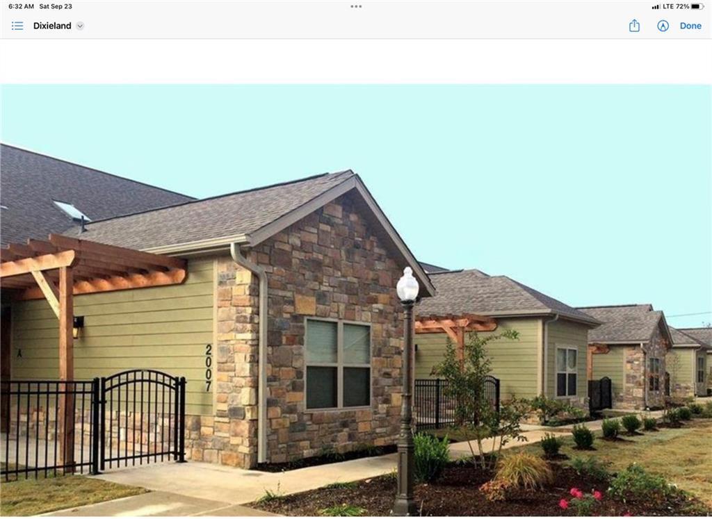 2007 S Dixieland Rd, Rogers, AR 72758 Townhome Rentals in Rogers AR