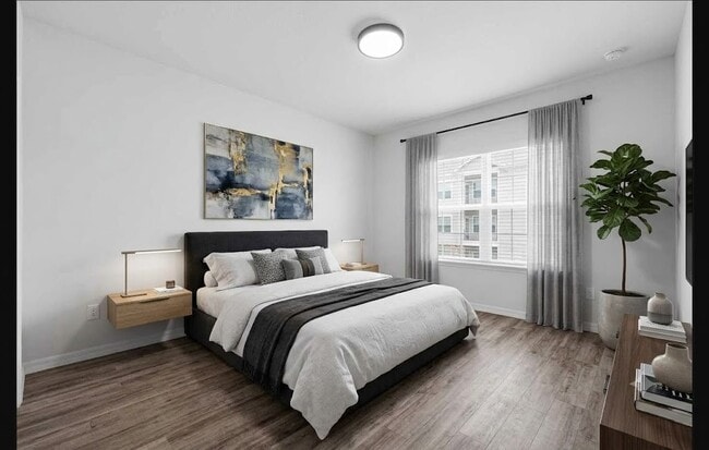 Building Photo - 915 Ariana Apartment Community