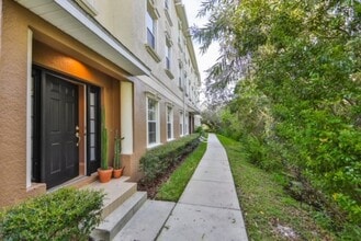 Building Photo - 10144 Arbor Run Dr