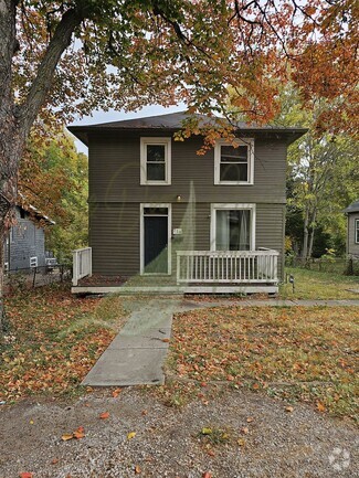 Building Photo - 719 S Hawthorne Ave