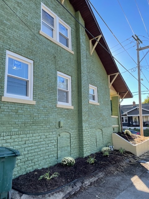 Building Photo - 112 S Proud St