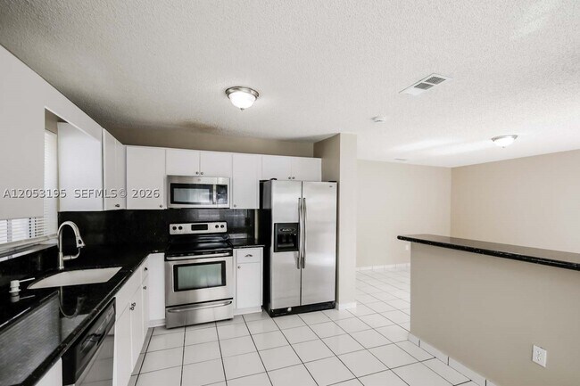 Foto del edificio - 621 SW 176th Ave
