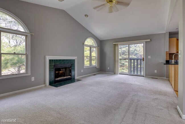 Foto del edificio - 4 br, 2.5 bath House - 28835 Hearthstone Dr