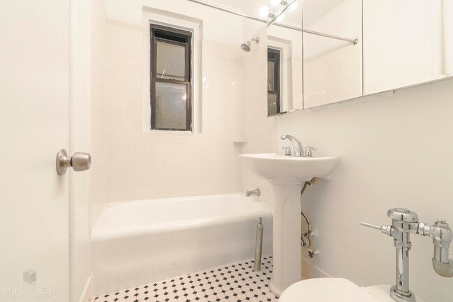 Foto del edificio - 4309 47th Ave