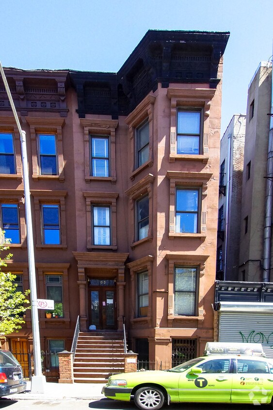 Primary Photo - 103 W 131st St