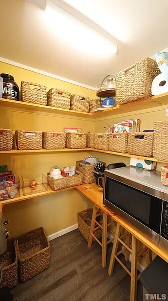 Foto del edificio - 4409 Jonesbay Ln