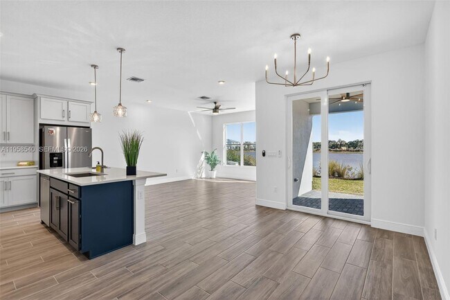 Foto del edificio - 3574 NW Solange Ct