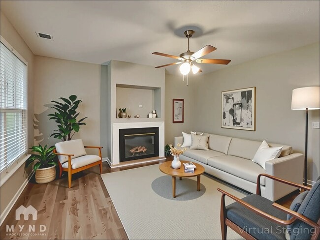 Building Photo - 6053 Shining Oak Ln