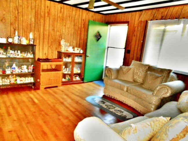 Foto del edificio - 3441 Murphy Ct
