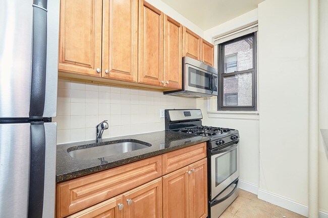 Foto del edificio - 2147 East 17th Street