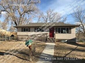 Building Photo - 939 Hayden Dr