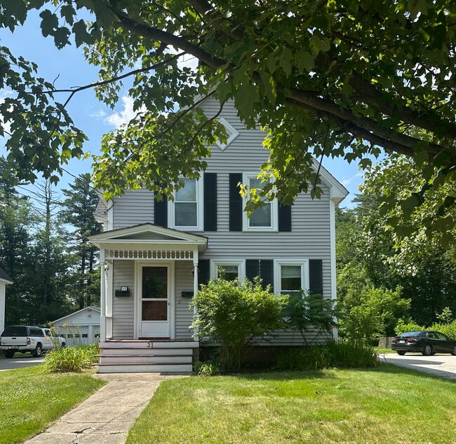 Building Photo - 21 Clarke St