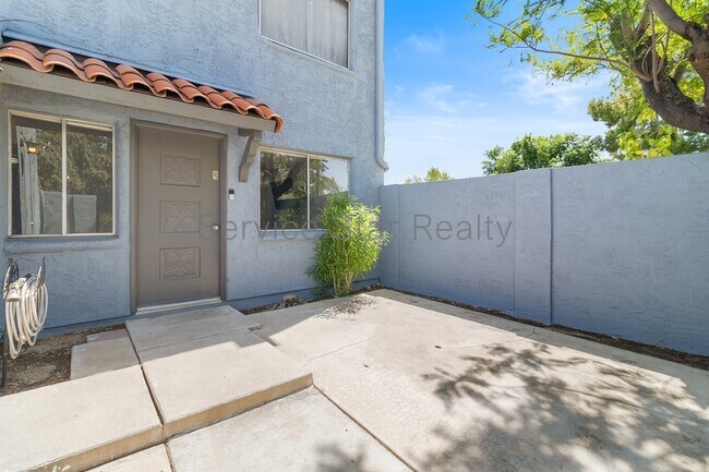 Foto del edificio - 5424 W Friess Rd