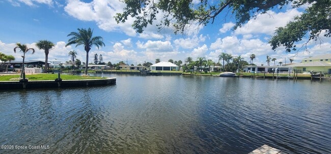 Foto del edificio - 485 N Shore Dr
