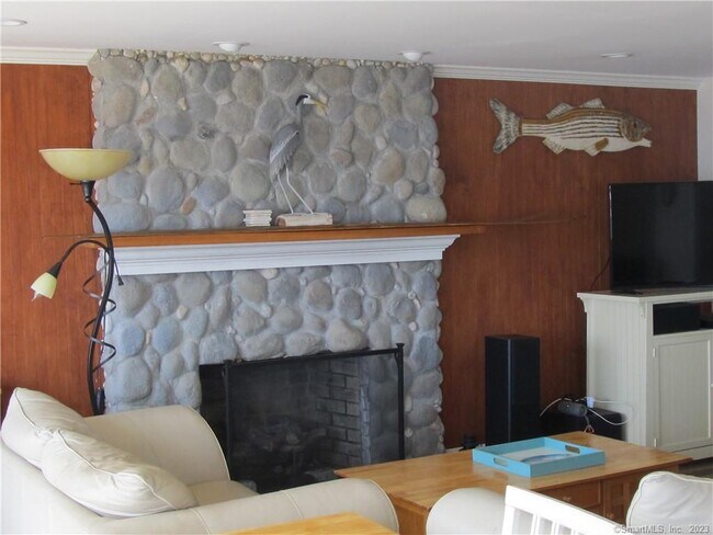 Foto del edificio - 2 Brightwater Rd